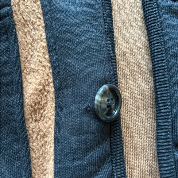 KOTN Fleece Cardigan - Picture 9 of 9